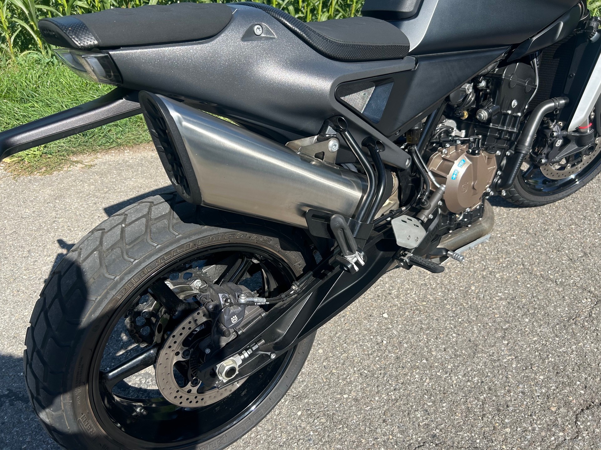 HUSQVARNA Svartpilen 801-image-3