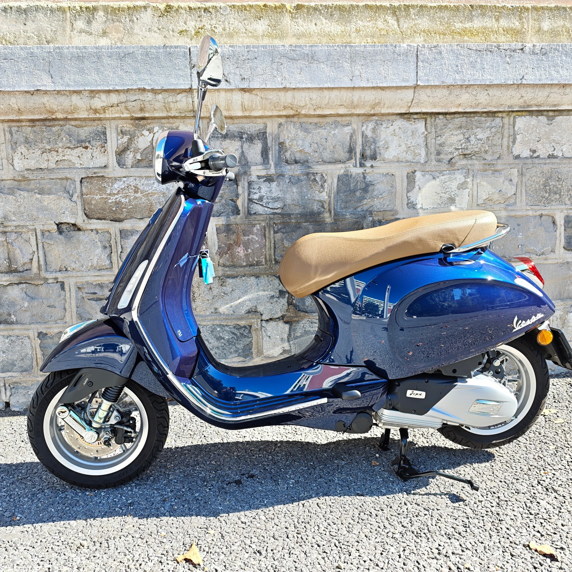 PIAGGIO Vespa 125 Primavera ABS-image-2