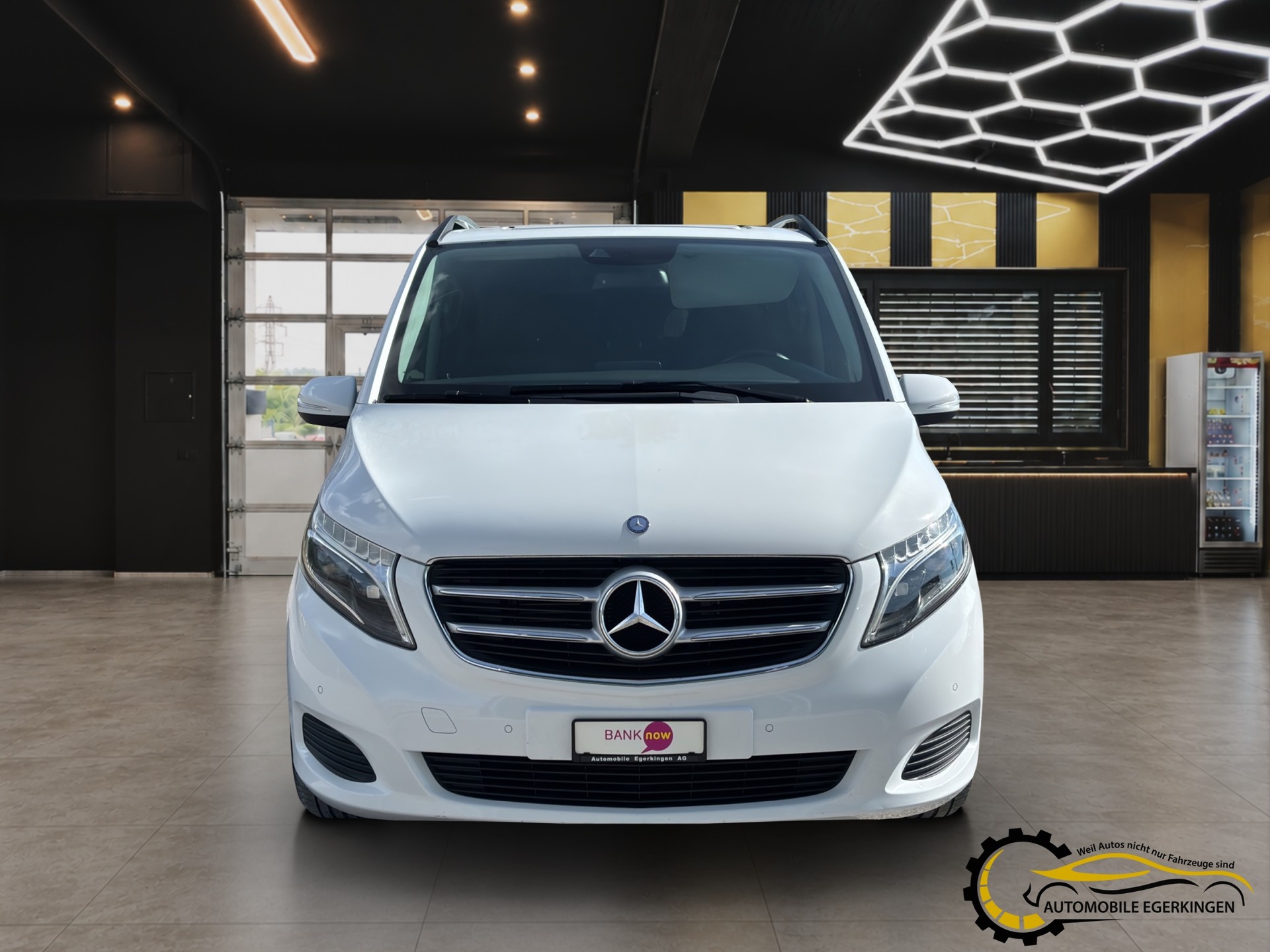 MERCEDES-BENZ V 250 d BlueTec Avant. lang 4m Van-showroom-element-1