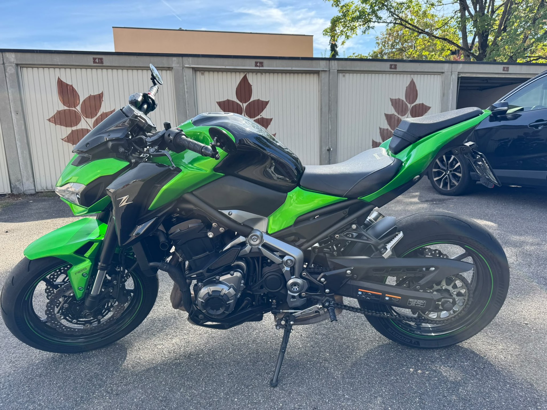 KAWASAKI Z 900-image-1