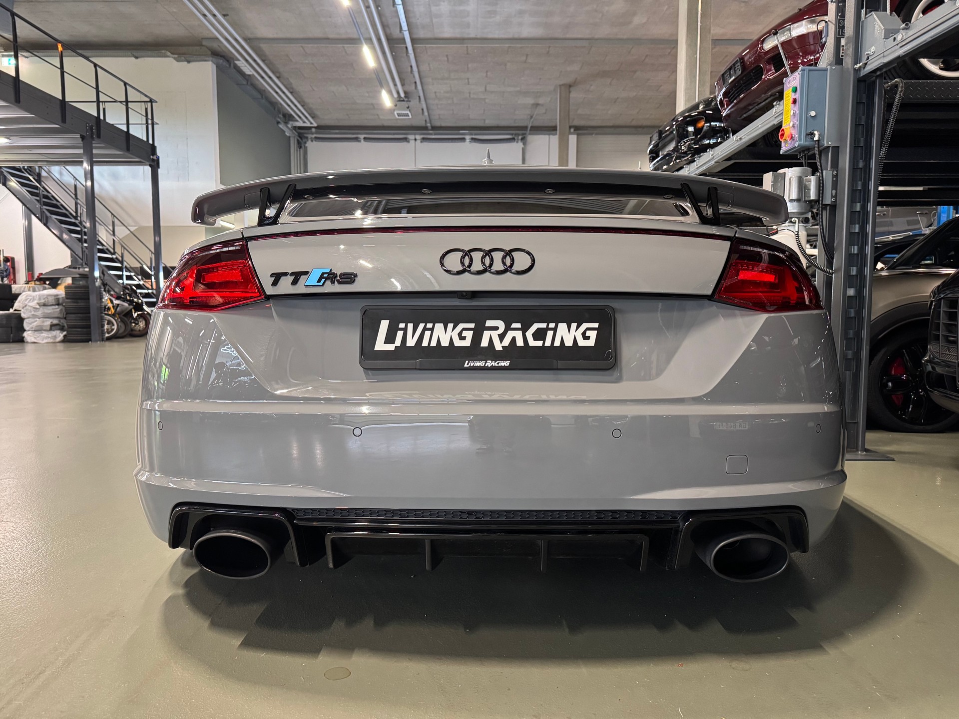 AUDI TT RS Coupé 2.5 TFSI quattro S-tronic *Stg2+*-showroom-element-3