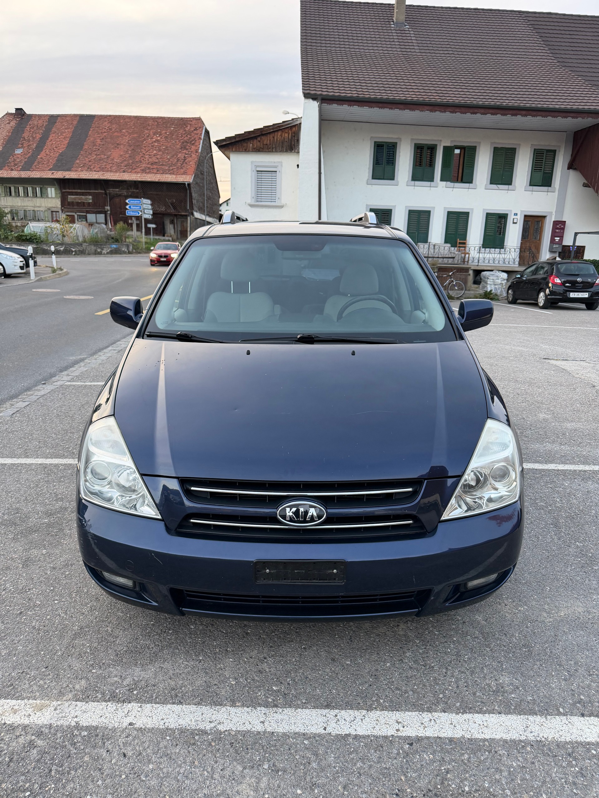 KIA Carnival 2.9 CRDi Trend