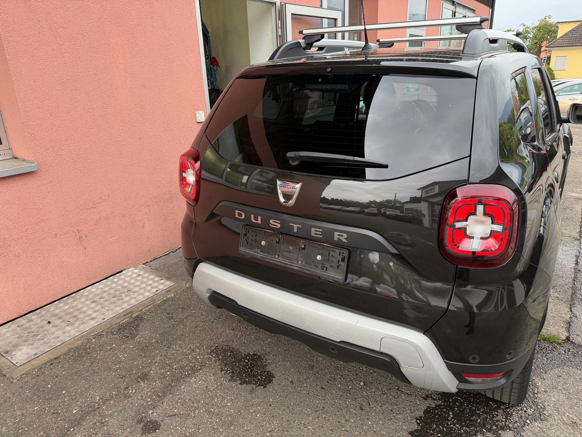 DACIA Duster TCe 150 Celebration 4x4-image-3