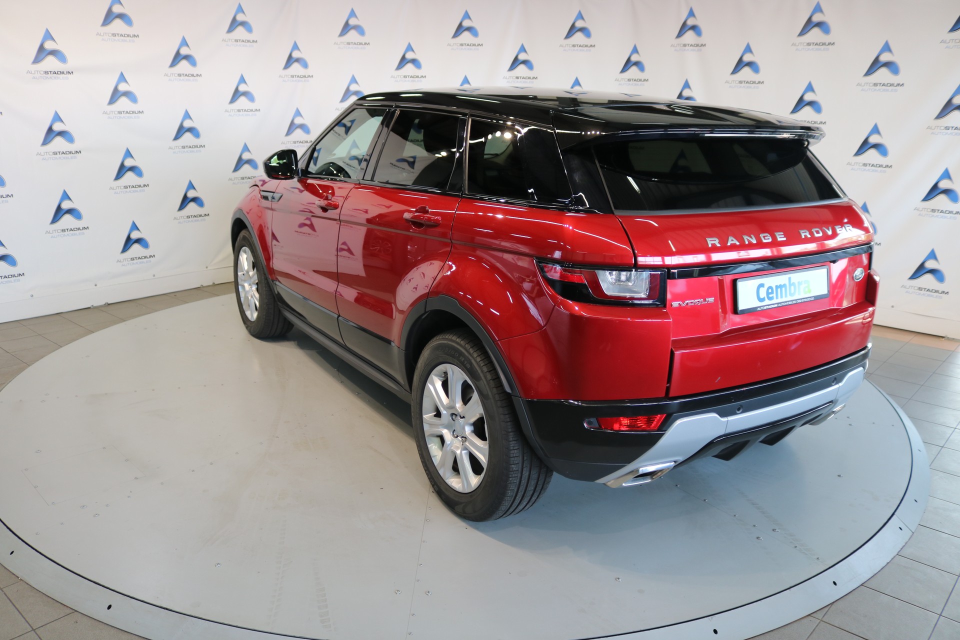 LAND ROVER Range Rover Evoque 2.0 TD4 HSE AT9-image-17