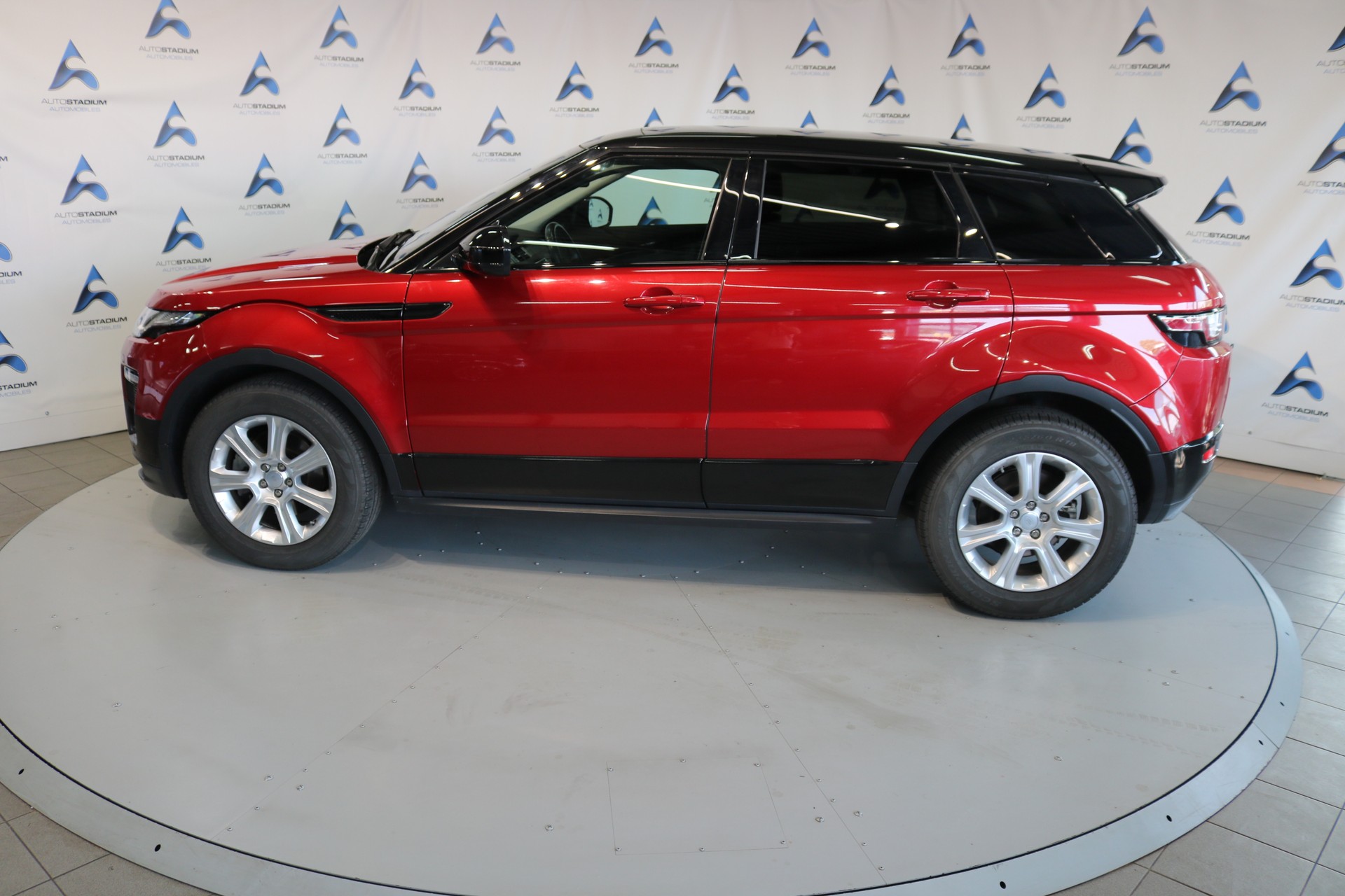 LAND ROVER Range Rover Evoque 2.0 TD4 HSE AT9-image-14