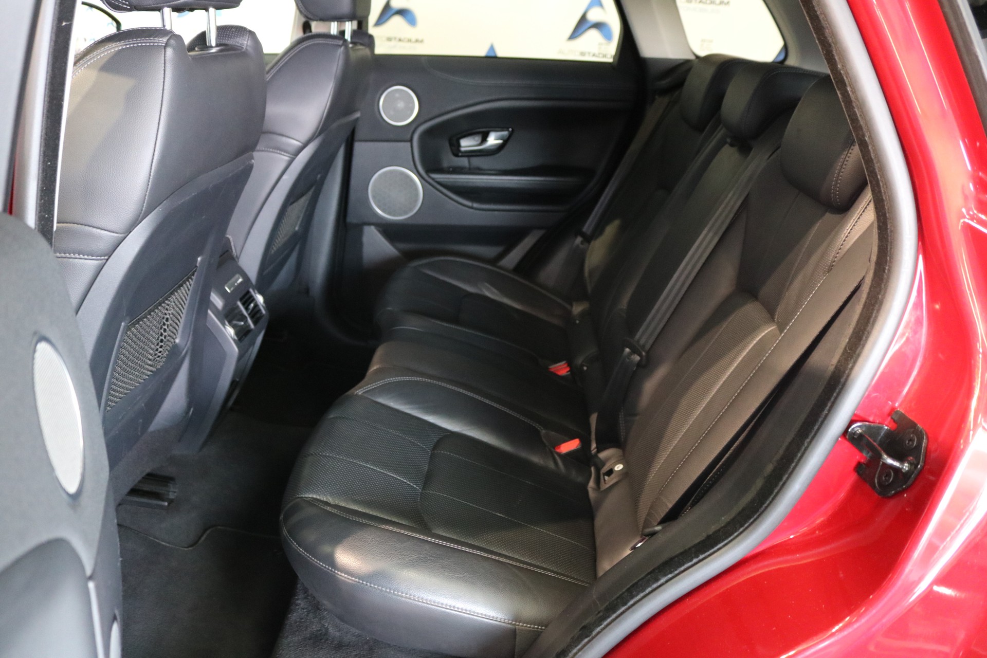 LAND ROVER Range Rover Evoque 2.0 TD4 HSE AT9-image-34
