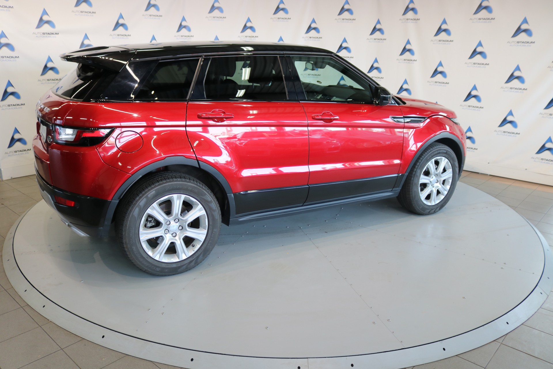 LAND ROVER Range Rover Evoque 2.0 TD4 HSE AT9-image-22