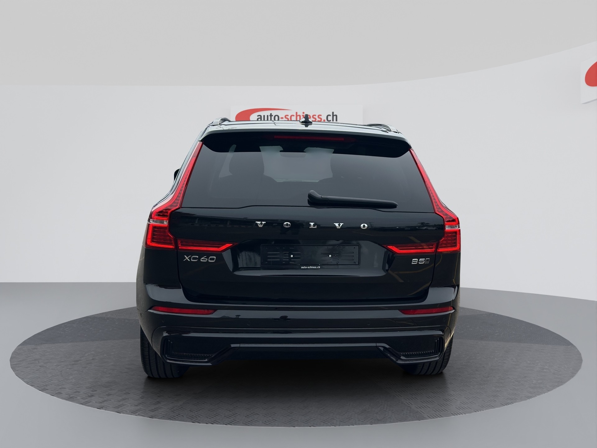 VOLVO XC60 B5 Benzin Mild Hybrid AWD Plus Dark Geartronic-showroom-element-3