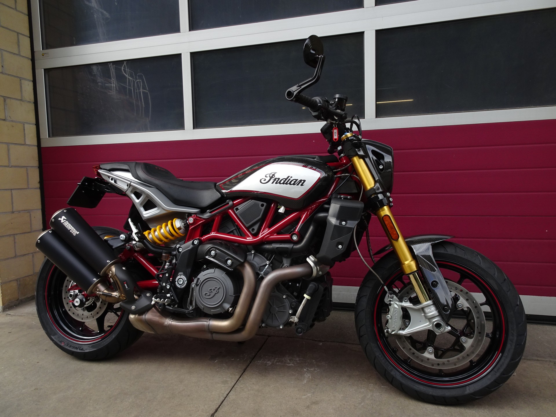 INDIAN FTR 1200 Z R Carbon-image-9