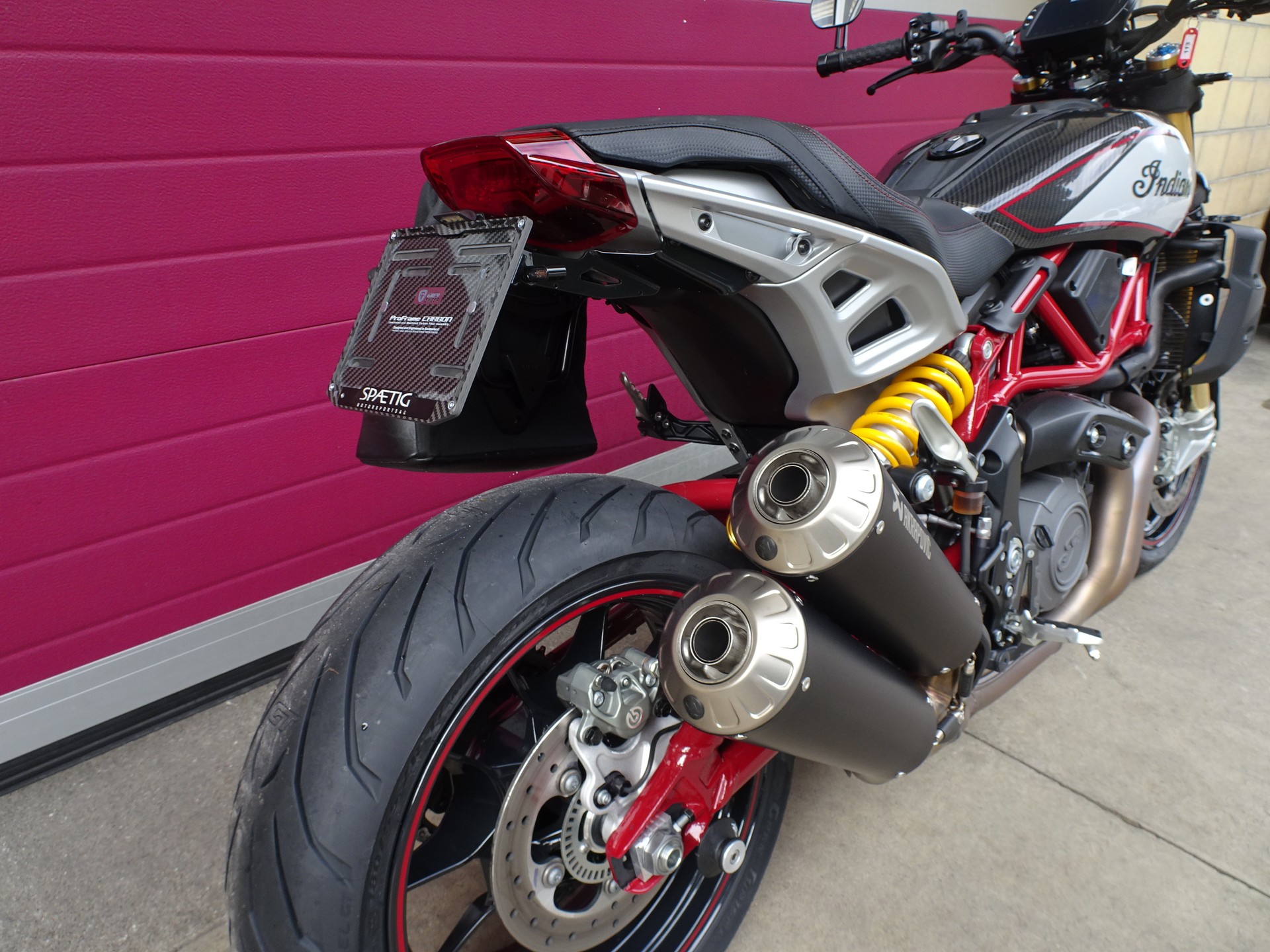 INDIAN FTR 1200 Z R Carbon-image-6