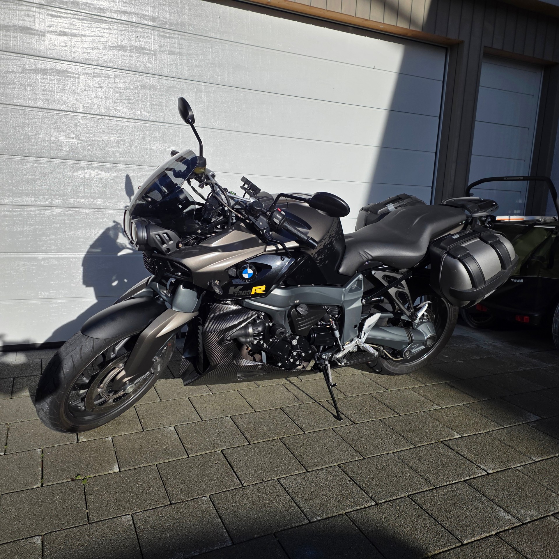 BMW K 1300 R CARBON EDITION-image-9