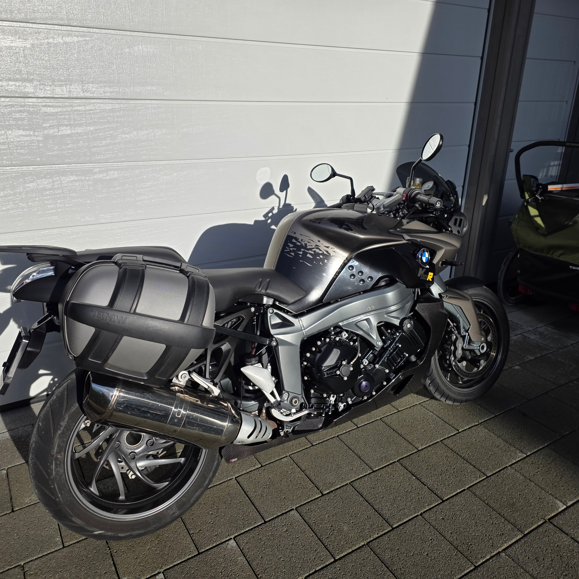 BMW K 1300 R CARBON EDITION-image-6