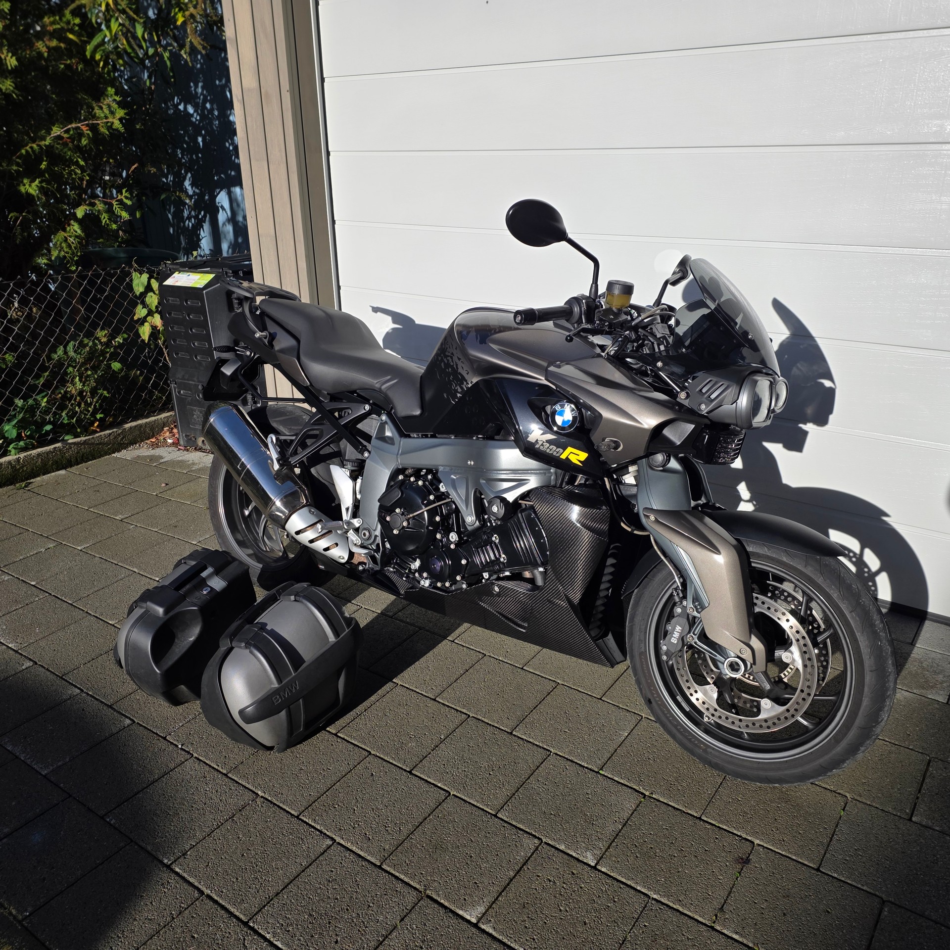 BMW K 1300 R CARBON EDITION-image-10