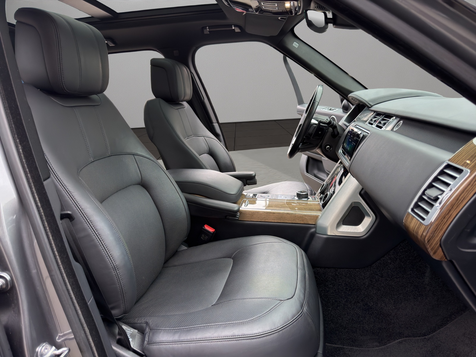 LAND ROVER Range Rover 4.4 SDV8 Vogue Automatic-image-16