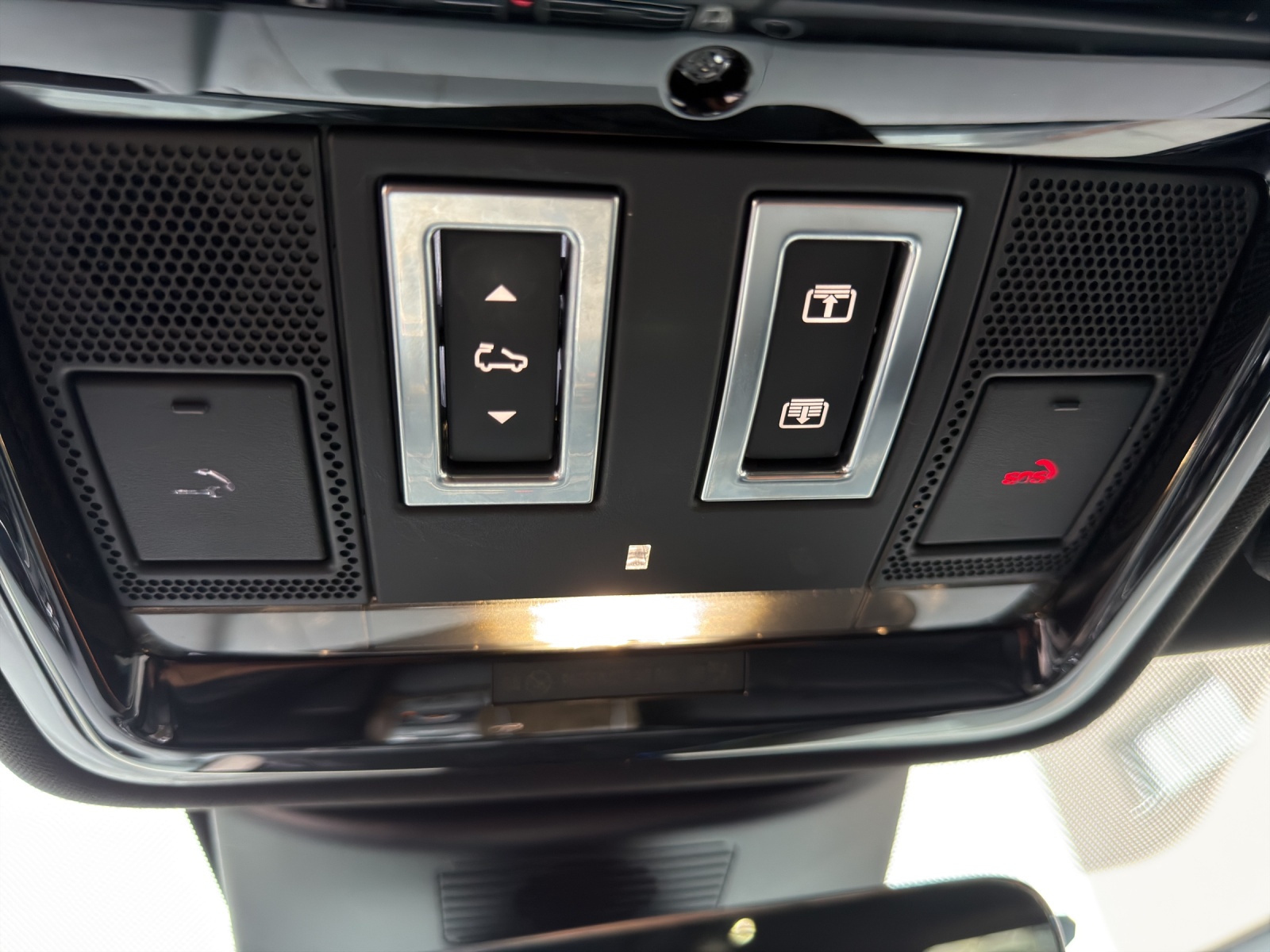 LAND ROVER Range Rover 4.4 SDV8 Vogue Automatic-image-34