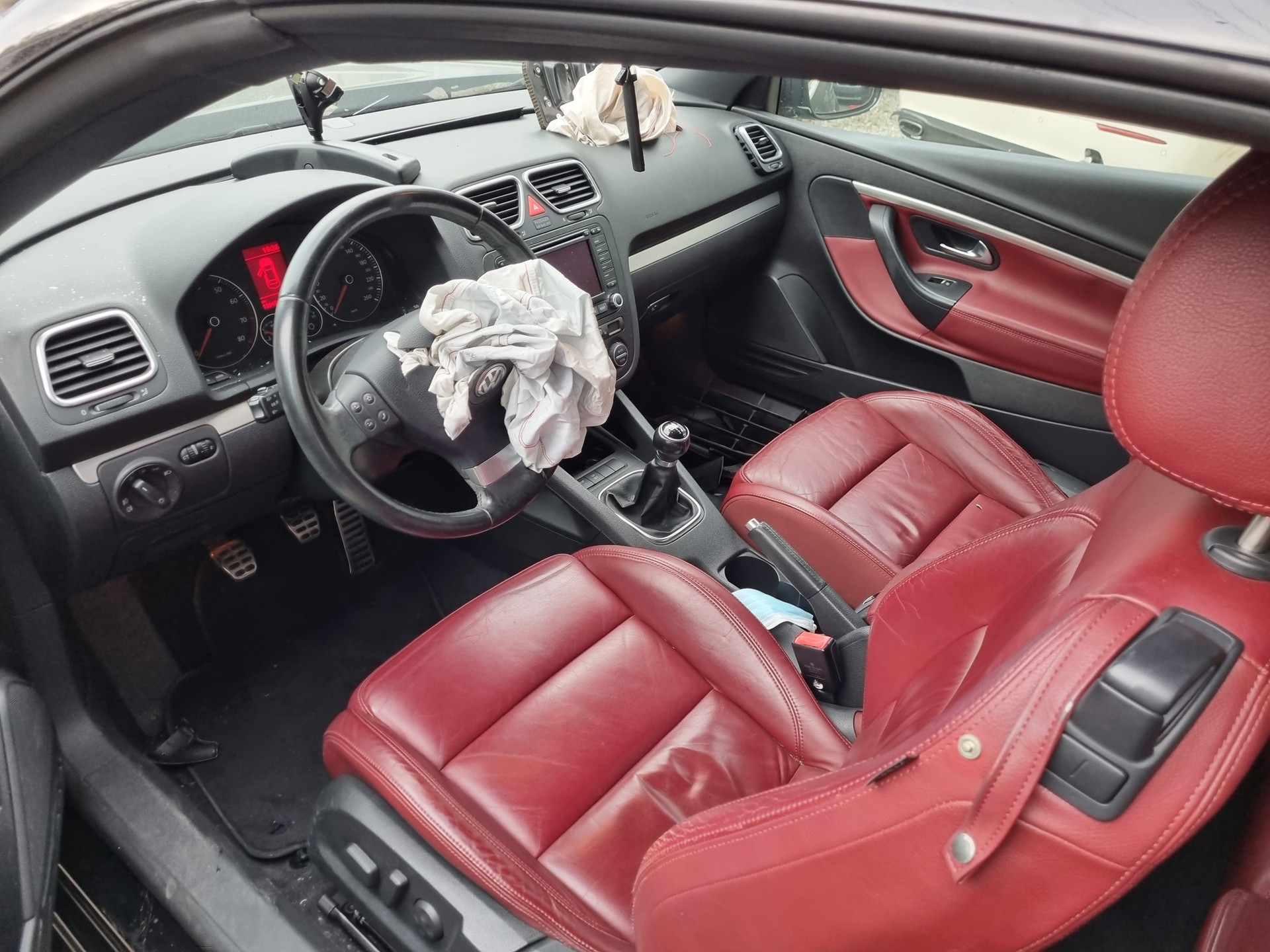 VW Eos 2.0 FSI-image-10