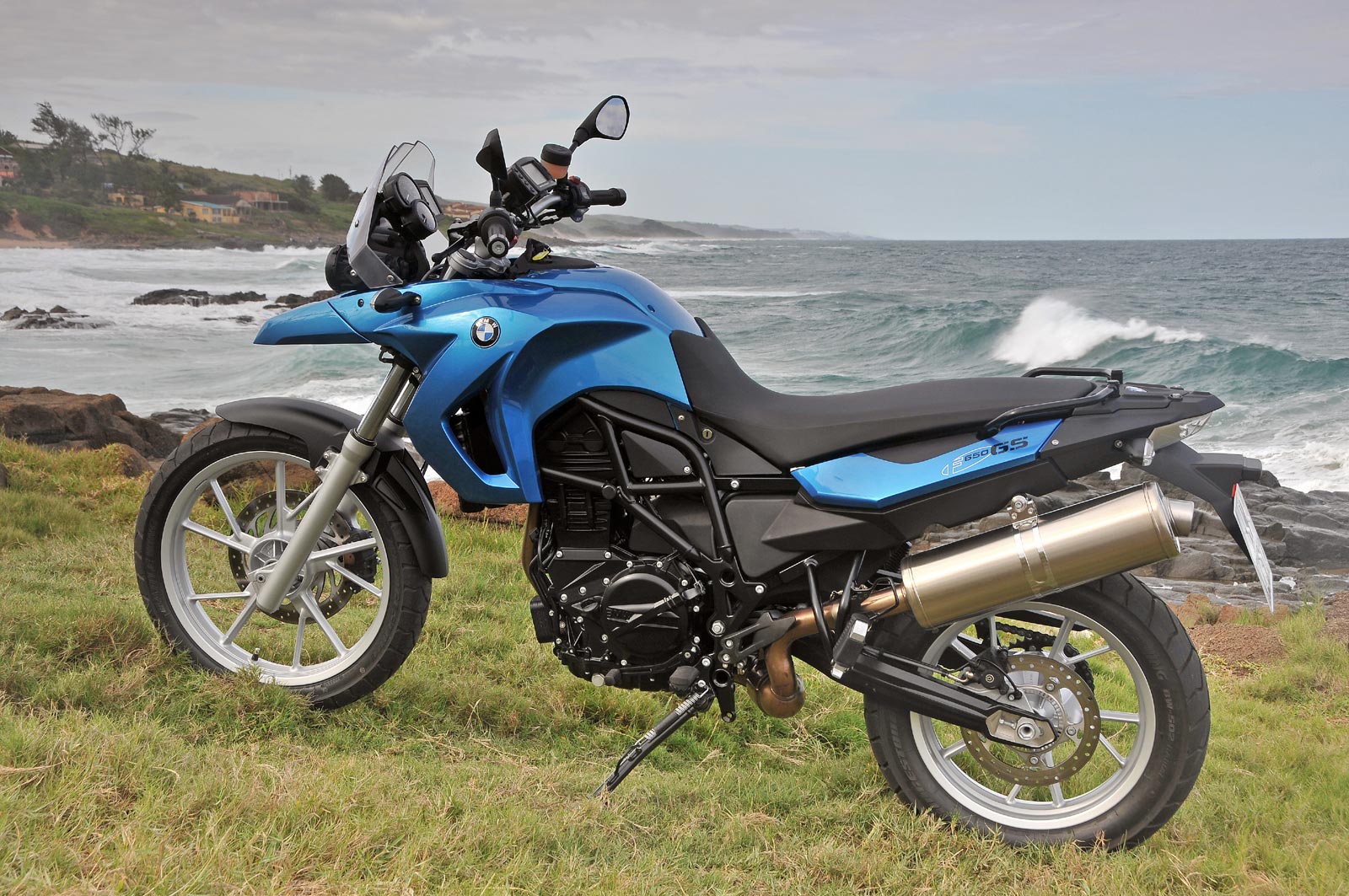 BMW F 650 GS ABS (safetyedition)-image-1