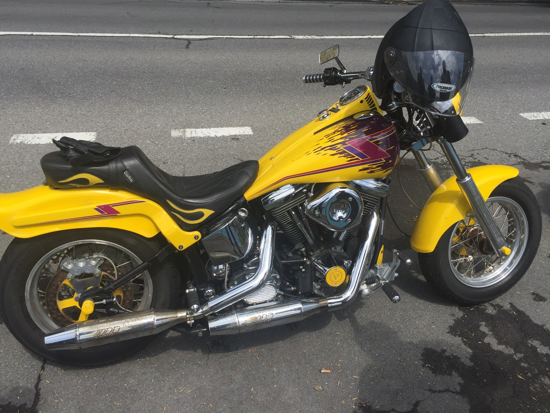 HARLEY-DAVIDSON Softail Custom Bike-image-2