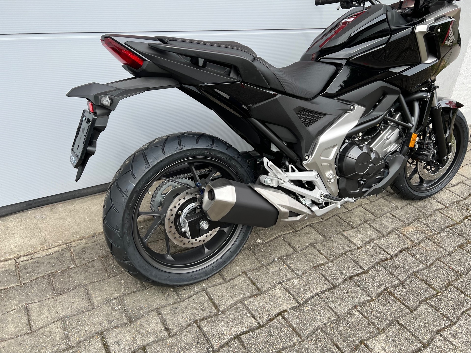 HONDA NC750XA-image-1