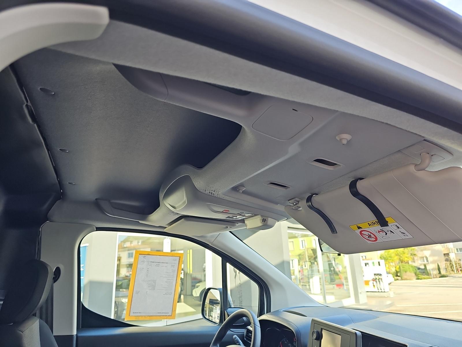 OPEL Combo-e Cargo 2.4 t Electric-image-19