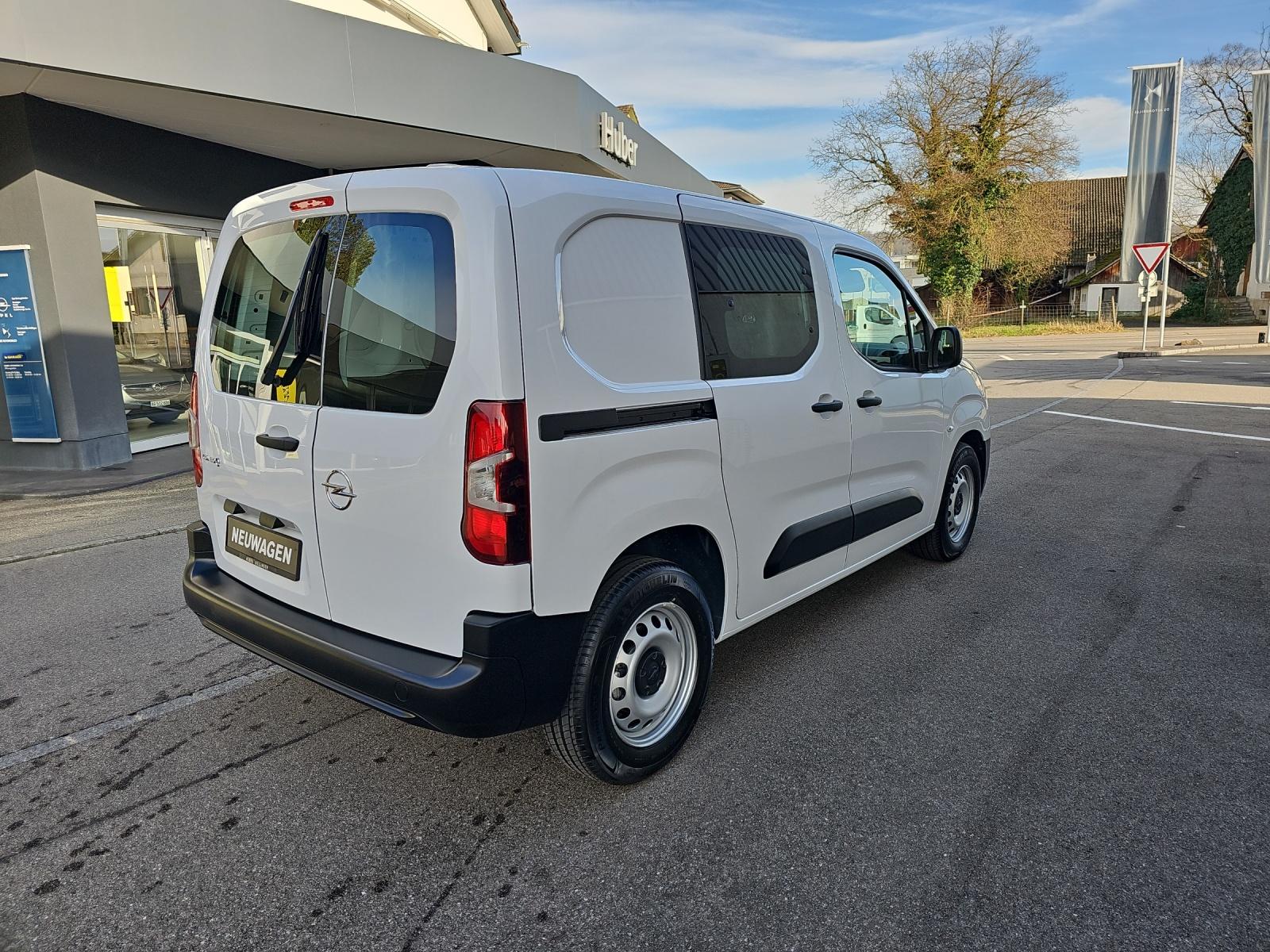 OPEL Combo-e Cargo 2.4 t Electric-image-29