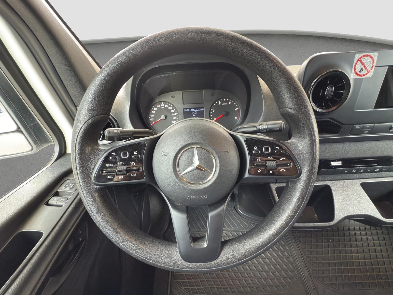 MERCEDES-BENZ Sprinter 314 CDI Standard 9G-TRONIC FWD-image-14