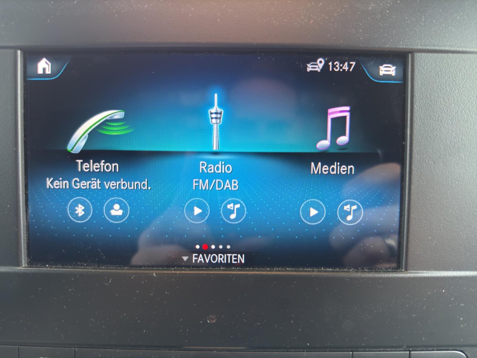MERCEDES-BENZ Sprinter 314 CDI Standard 9G-TRONIC FWD-image-17