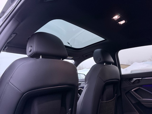 AUDI Q3 Sportback 35 TFSI S line Attraction S-tronic-image-20