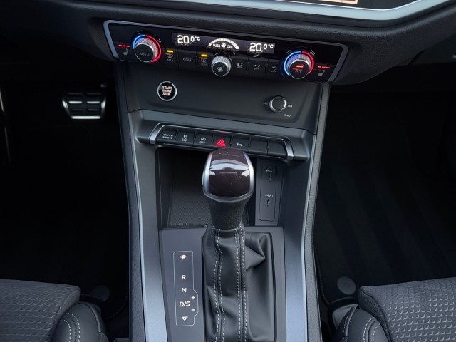 AUDI Q3 Sportback 35 TFSI S line Attraction S-tronic-image-14