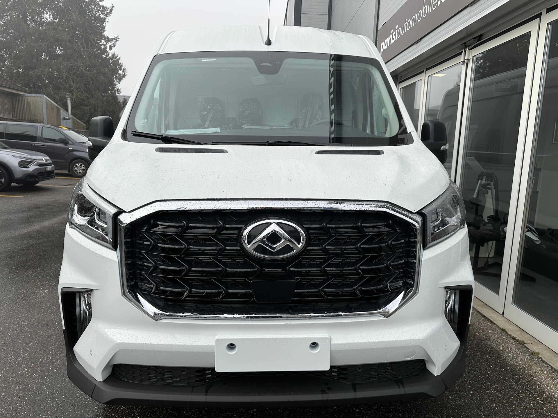 MAXUS Deliver 9 2.0D L3H2 FWD Comfort-image-1