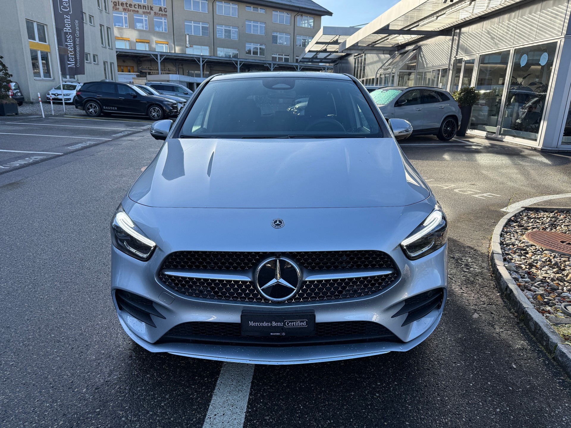 MERCEDES-BENZ B 250 4Matic 8G-DCT-showroom-element-1