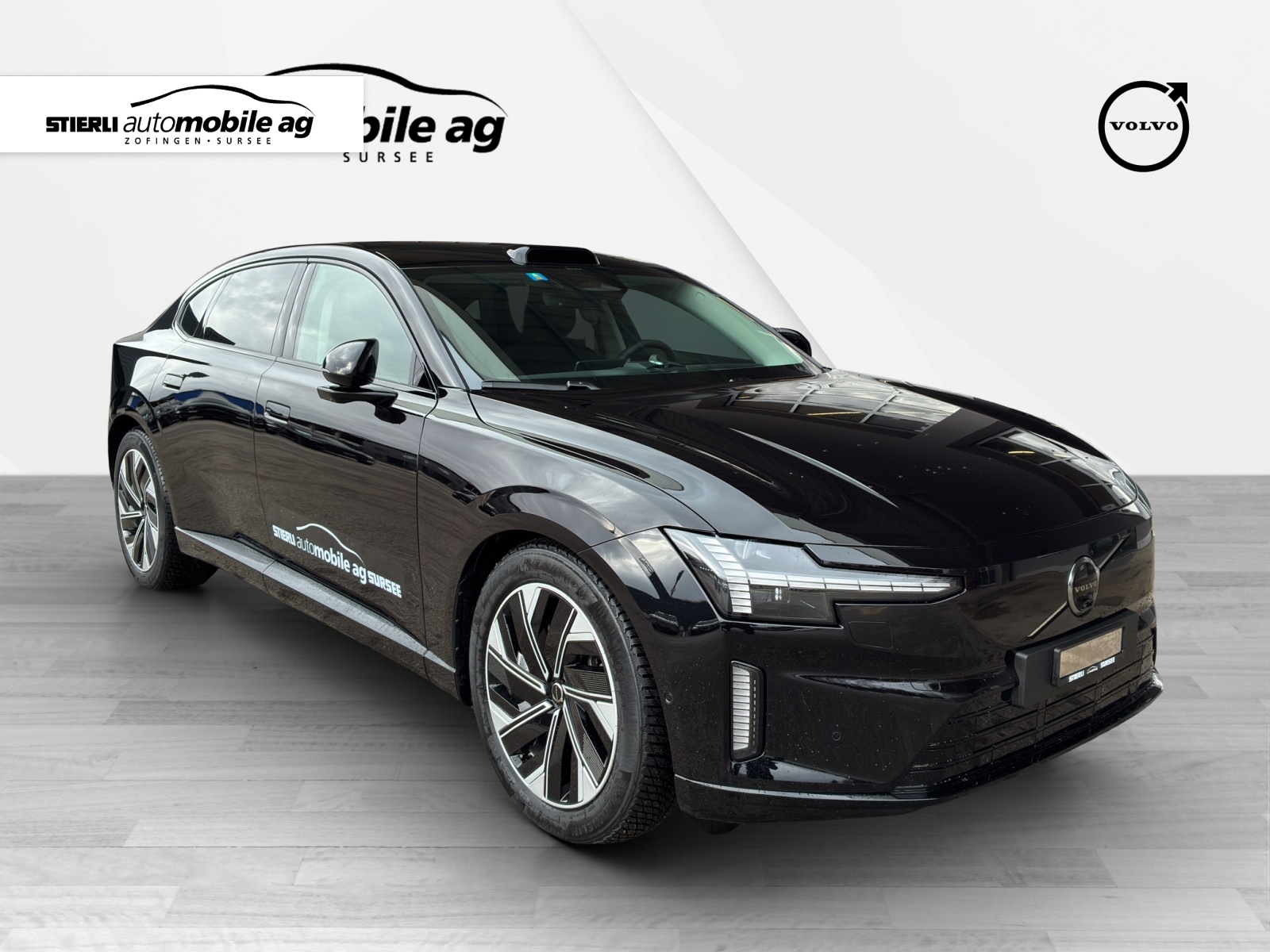 VOLVO ES90 Ultra-showroom-element-2