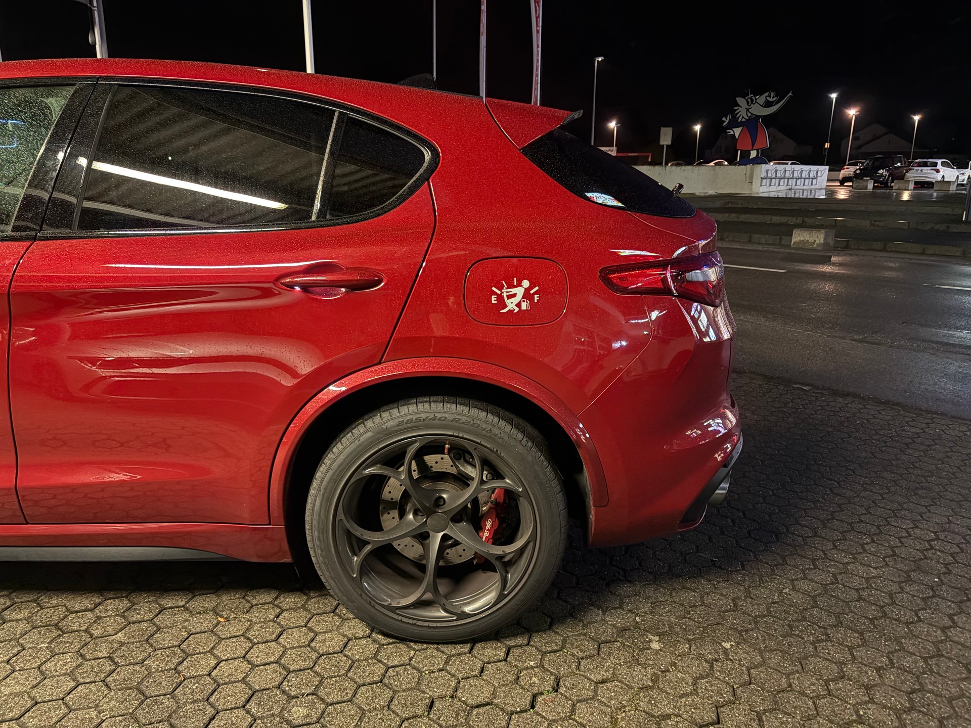 ALFA ROMEO Stelvio 2.9 V6 Quadrifoglio Q4 Automatic-image-4