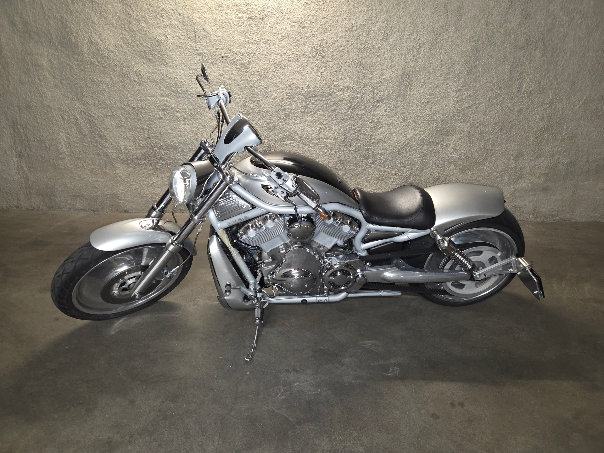 HARLEY-DAVIDSON VRSCA V-Rod 1200-image-4