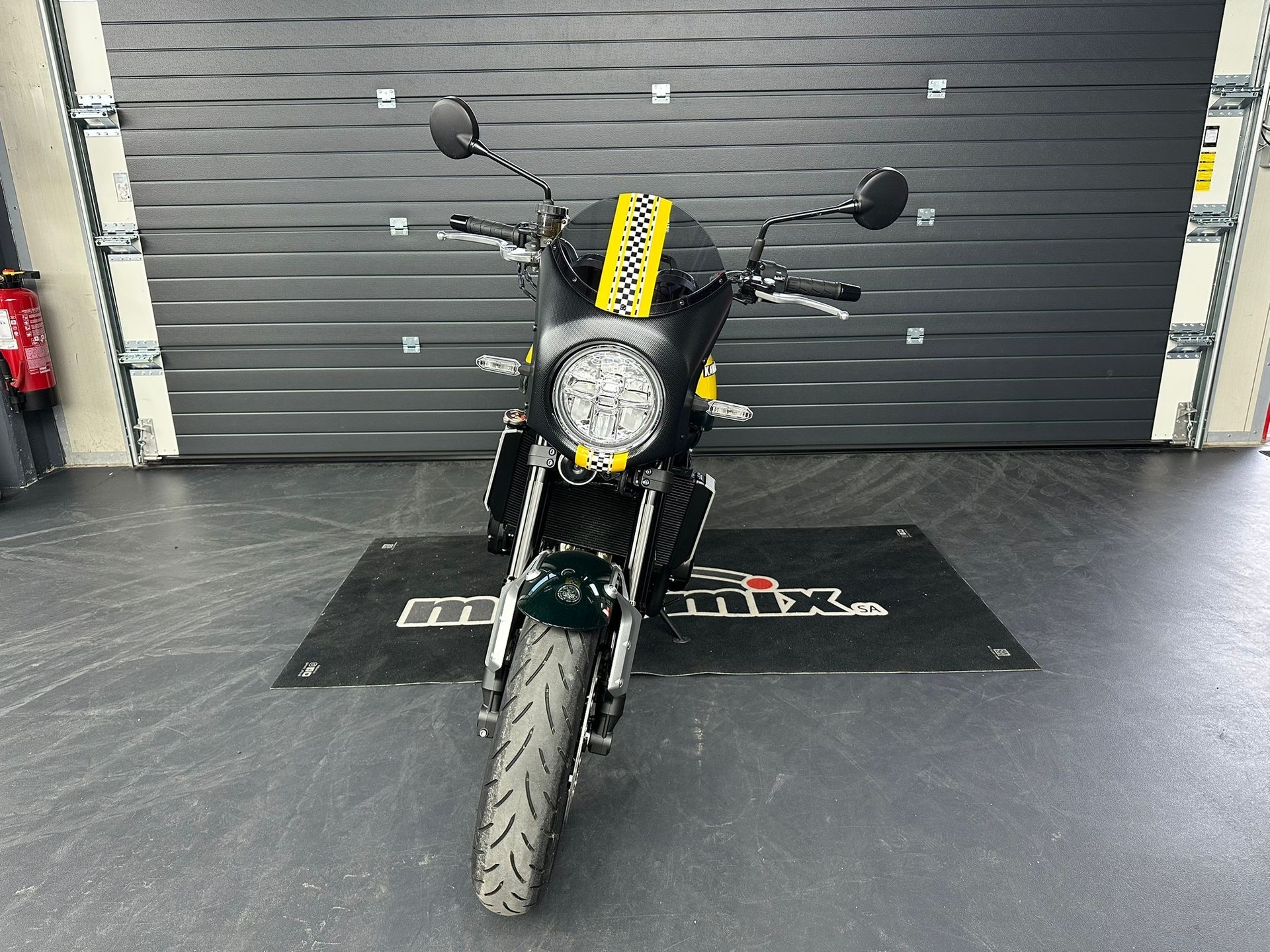 KAWASAKI Z 900 RS-image-1