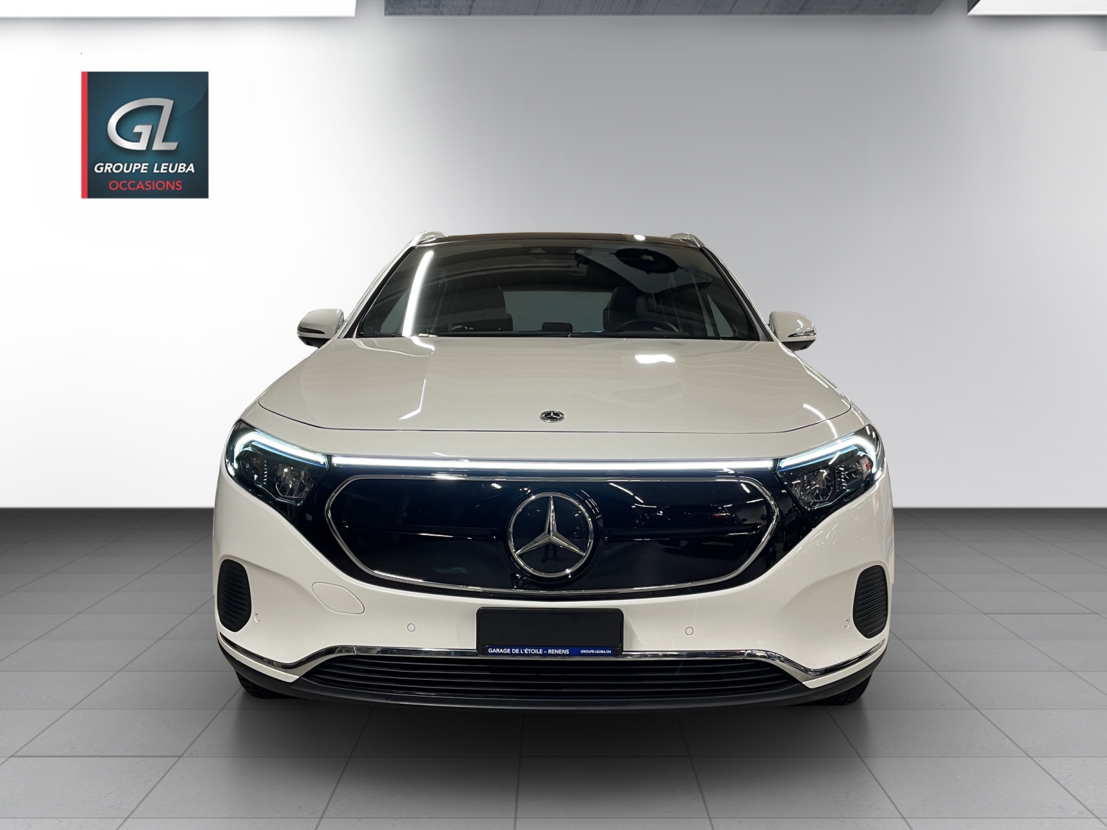 MERCEDES-BENZ EQA 250-showroom-element-1