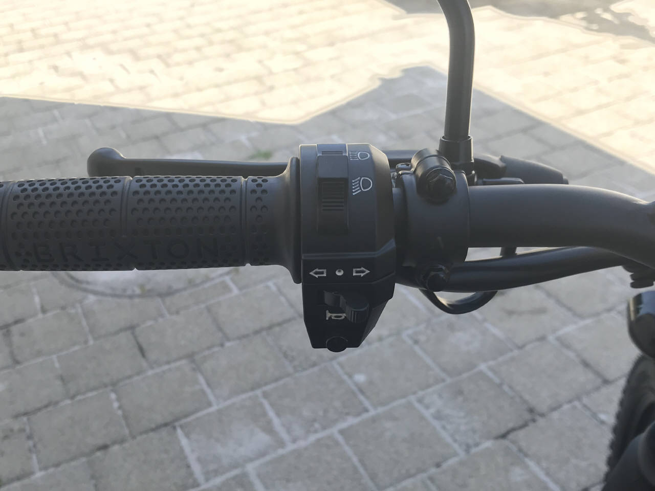 BRIXTON Felsberg 125 CBS-image-6