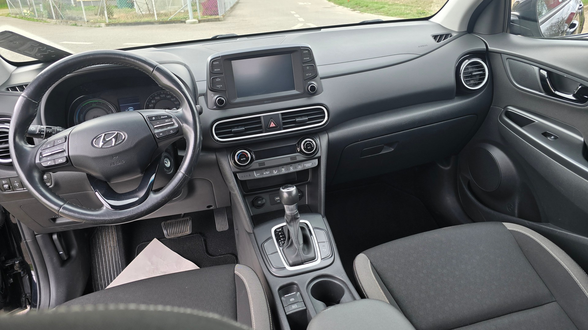 HYUNDAI Kona 1.6 GDi HEV Vertex DCT-image-10