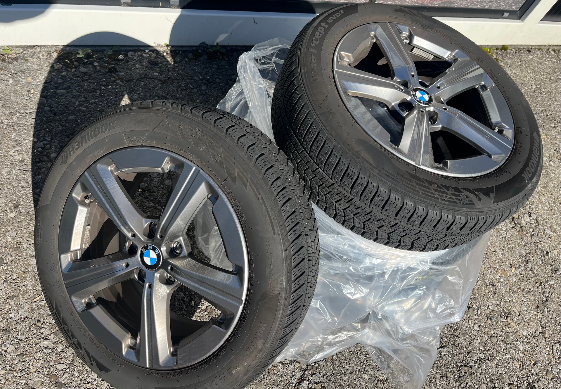 BMW 223d Active Tourer xDrive DKG**AHK 1500 Kg**-image-29