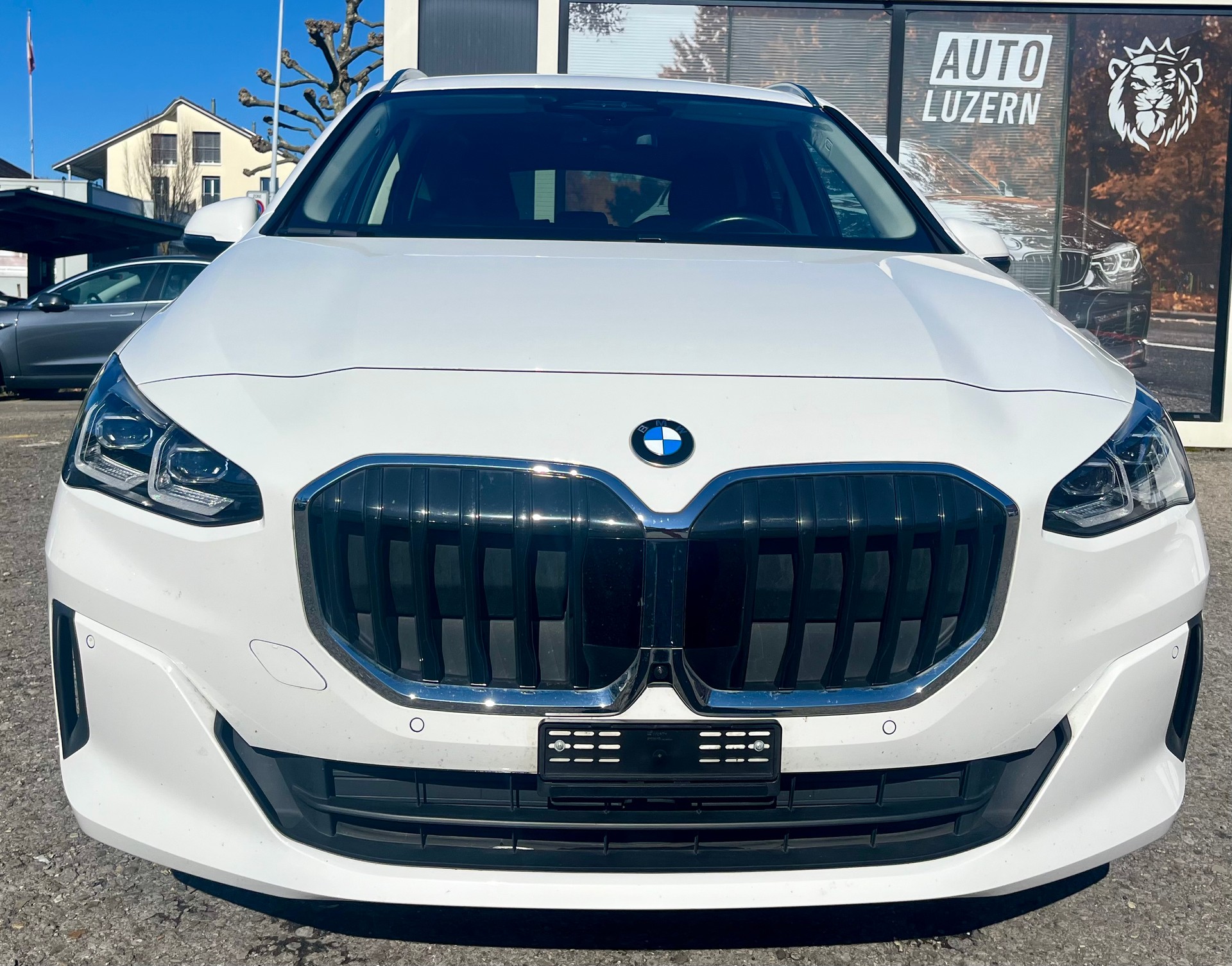BMW 223d Active Tourer xDrive DKG**AHK 1500 Kg**-showroom-element-1