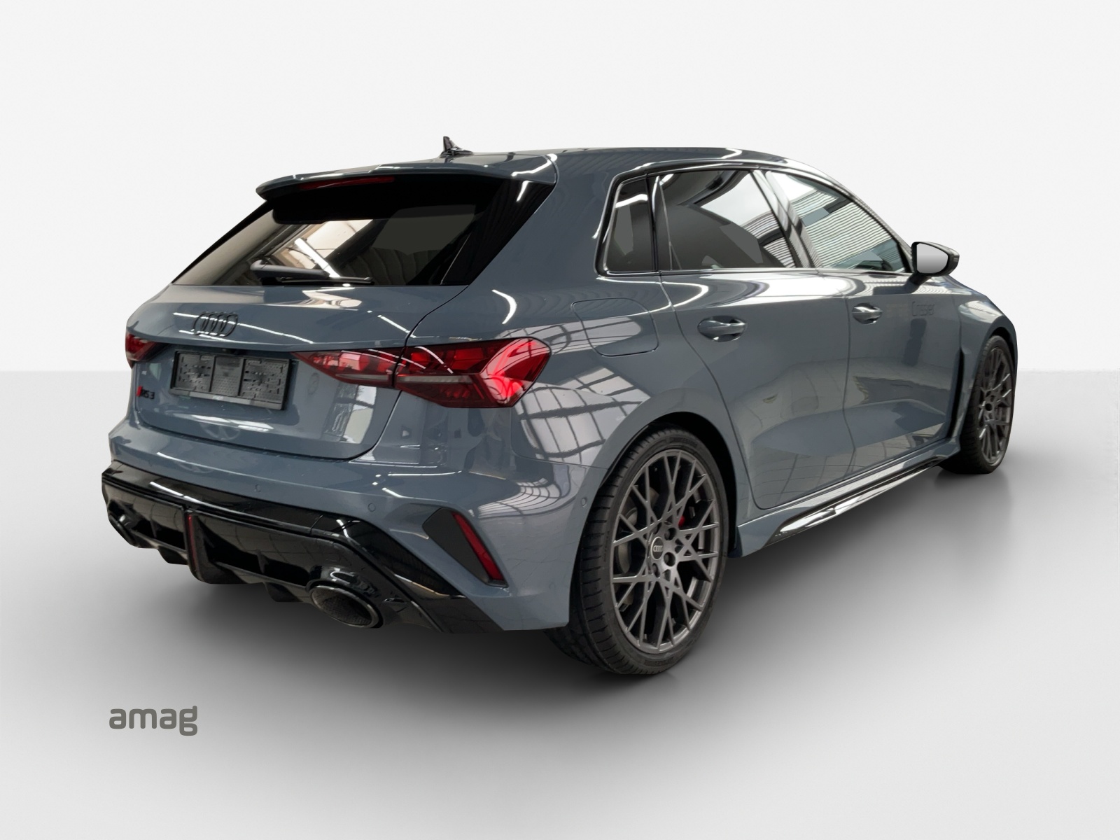 AUDI RS3 Sportback 2.5 TSI quattro S-tronic-image-4
