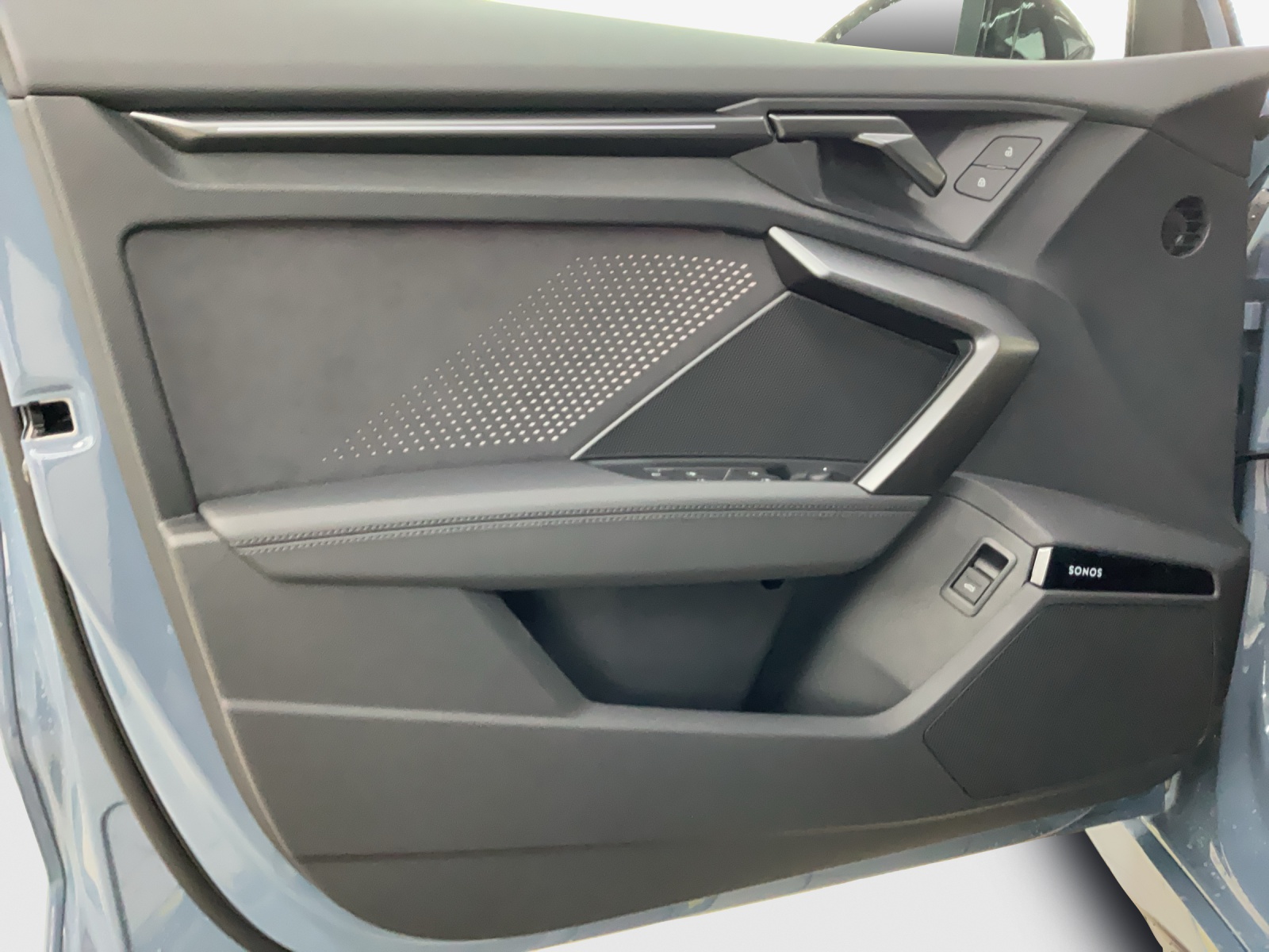 AUDI RS3 Sportback 2.5 TSI quattro S-tronic-image-14