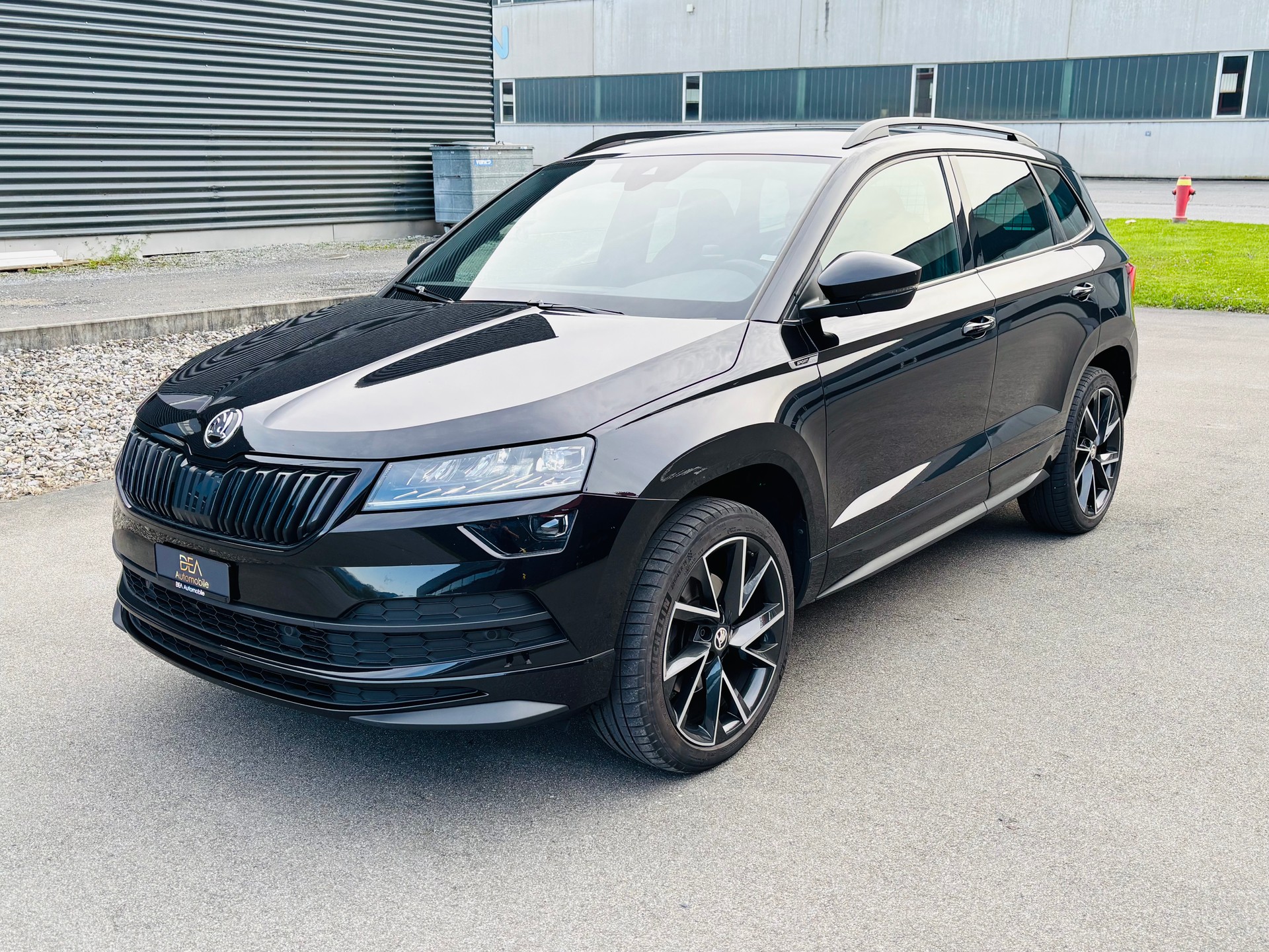 SKODA Karoq 2.0 TSI SportLine 4x4 DSG-image-4