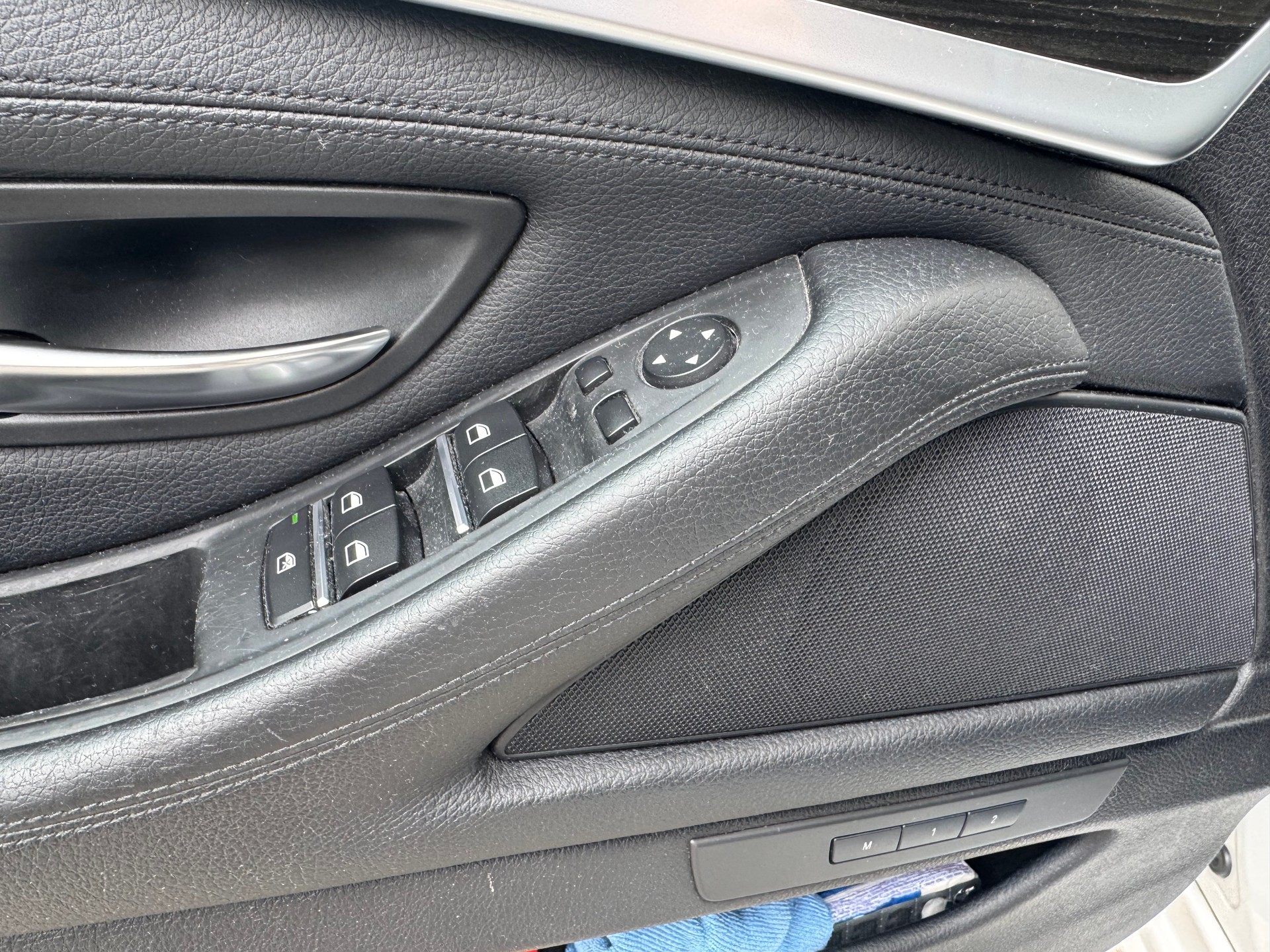 BMW 525d Touring xDrive Luxury Line Steptronic-image-14
