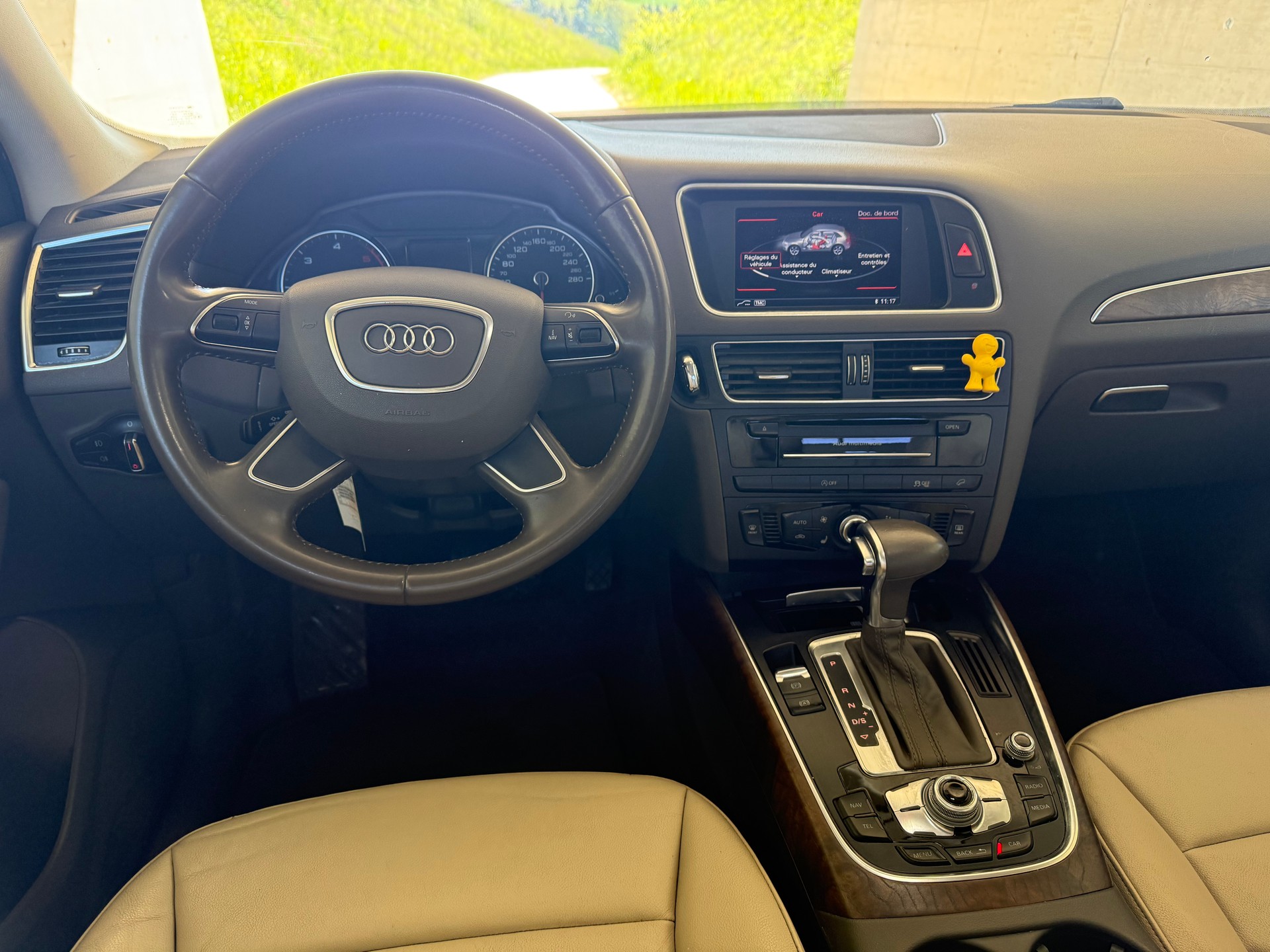 AUDI Q5 3.0 TDI quattro S-tronic-image-11