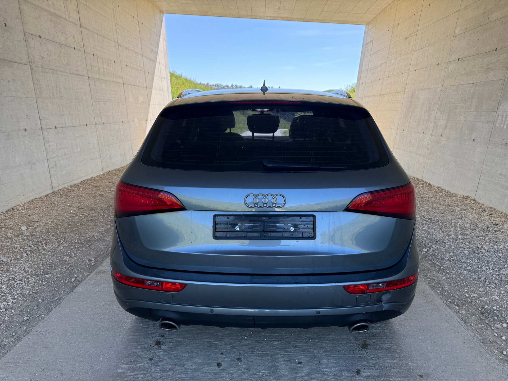 AUDI Q5 3.0 TDI quattro S-tronic-image-3