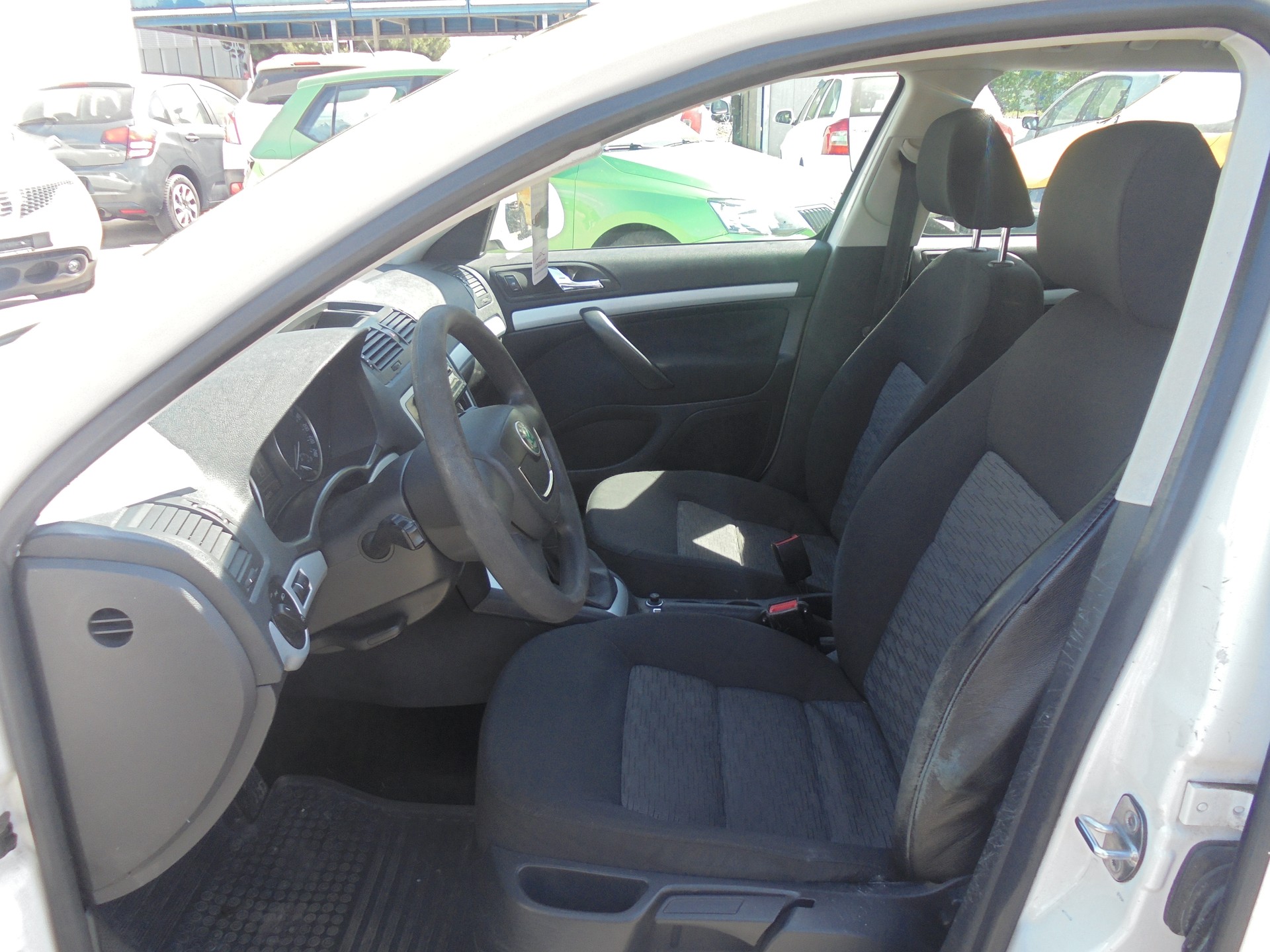SKODA Octavia Combi 1.8 TSI Swiss Adventure 4x4-image-6