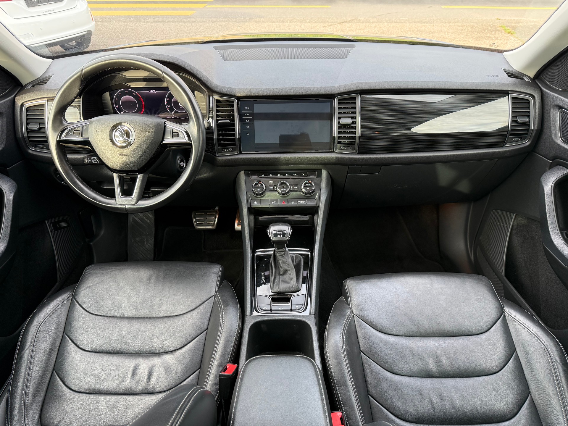 SKODA Kodiaq 2.0 TDI CR Style 4x4 DSG-image-13