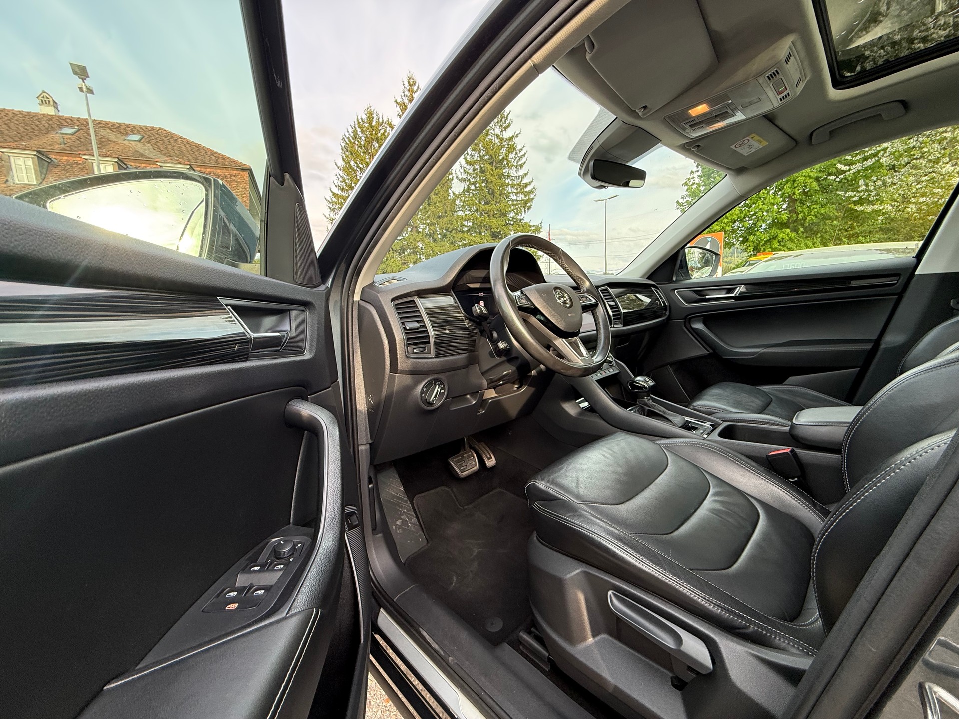 SKODA Kodiaq 2.0 TDI CR Style 4x4 DSG-image-8
