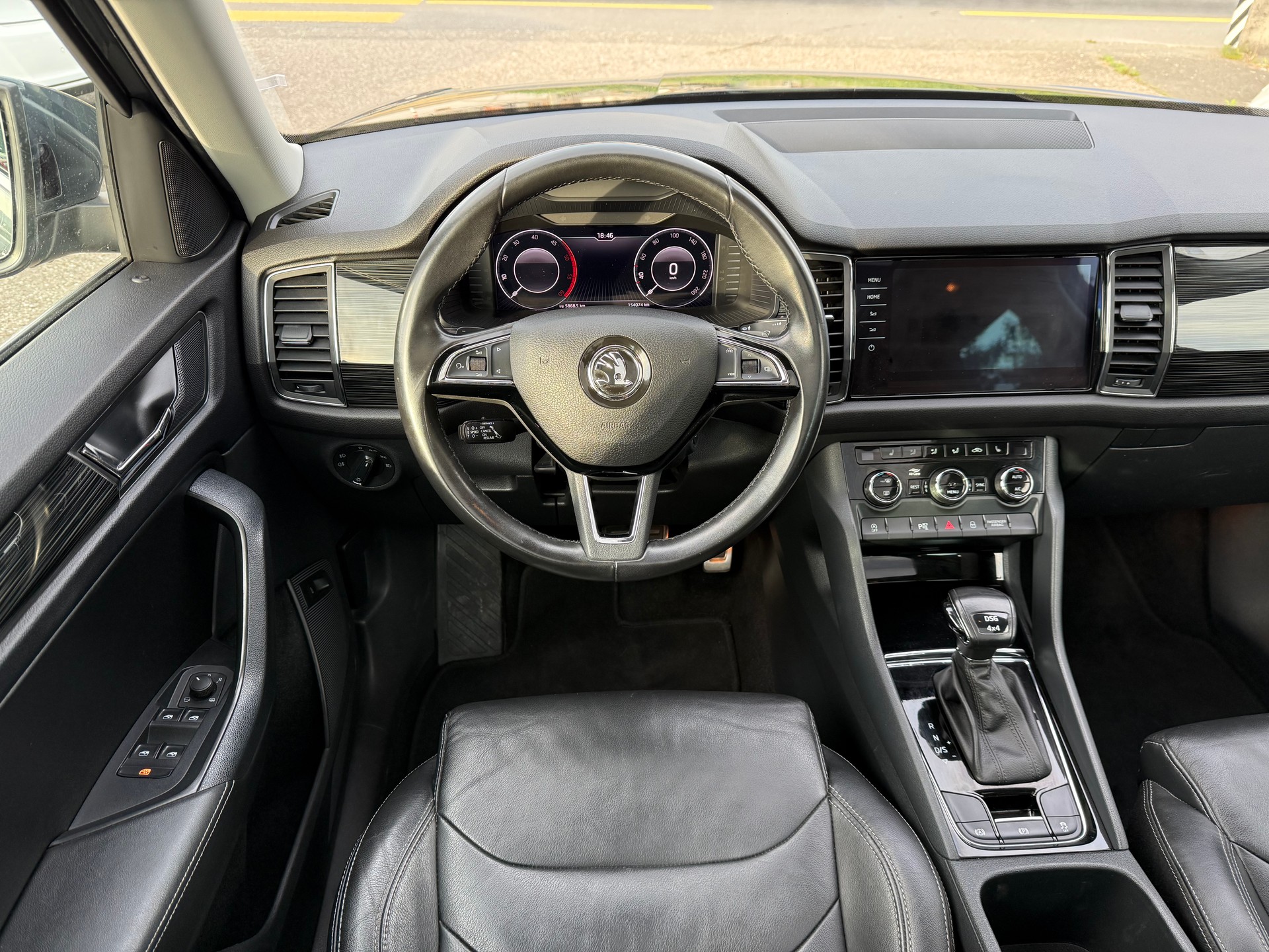 SKODA Kodiaq 2.0 TDI CR Style 4x4 DSG-image-12
